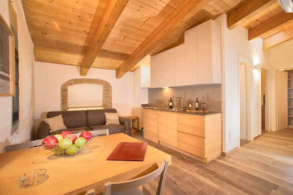 Modern vakantiehuis met zwembad in Foligno - thumbnail 4