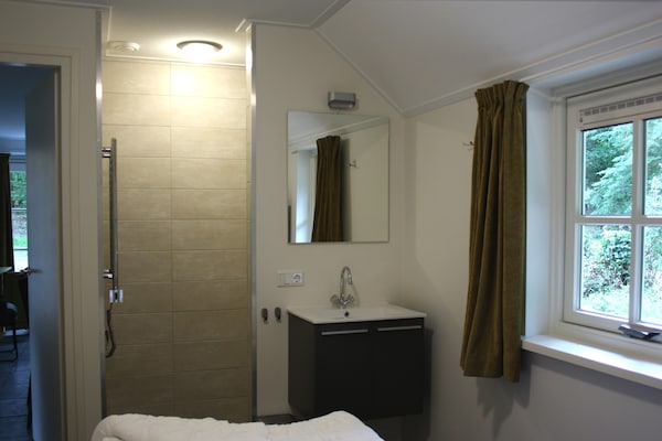 Stijlvolle bosbungalow Herperduin 16 voor 4 personen met huisdieren - thumbnail 5