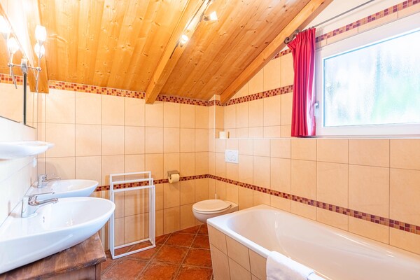 Vrijstaand chalet voor 6 personen nabij Dachstein-West in Annaberg-Lungötz - thumbnail 4