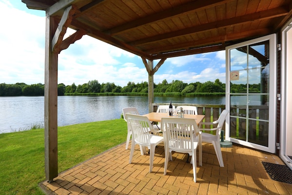 Gezellig vakantiehuis met zwembad op Vakantiepark Emslandermeer (6 pers) - thumbnail 1