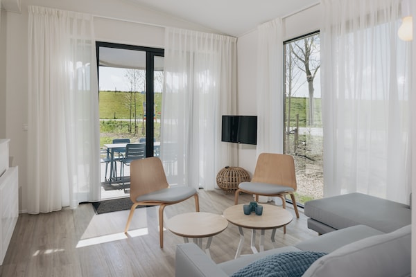 Luxe vrijstaande lodge aan het Markermeer met huisdieren welkom - thumbnail 6