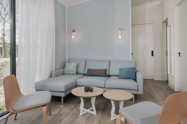 Luxe vrijstaande lodge aan het Markermeer met huisdieren welkom - thumbnail 2
