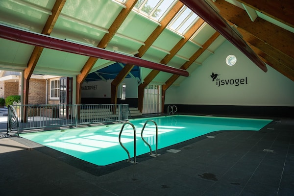 Luxueuze wellnesslodge voor 2 personen aan het water op Landgoed De IJsvogel - thumbnail 5