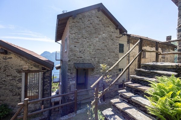 Casa Paeset: Vrijstaand huis met panoramisch uitzicht op het Comomeer - thumbnail 1