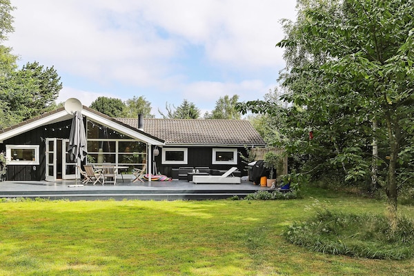 Ruim vakantiehuis in Vejby met sauna en toegang tot natuurgebied - thumbnail 2