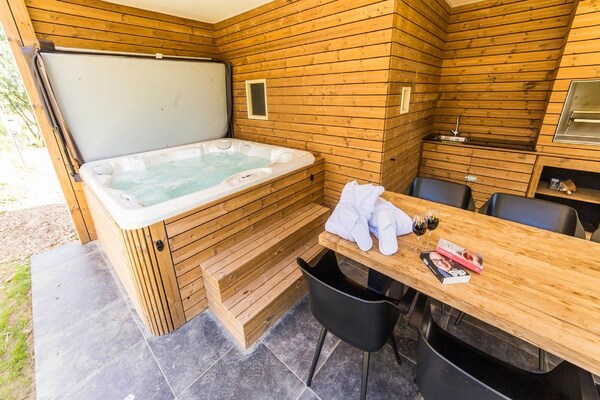 Luxe waterwoning met privé wellness in Resort Maastricht - thumbnail 5