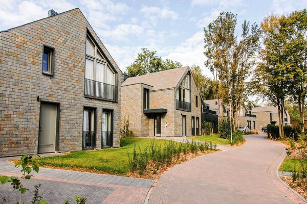 Luxe designvilla met 4 suites op Resort Maastricht, huisdieren welkom - thumbnail 5