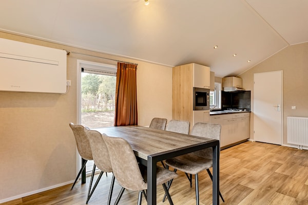 Vrijstaand waterchalet voor 6 personen op Recreatiepark Tolplas in Hoge Hexel - thumbnail 3