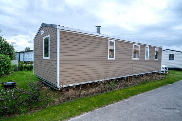 Ocean Dreams Oostkapelle M55: Modern chalet op 1,5 km van het strand - thumbnail 6
