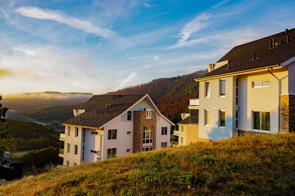 Luxe maisonette met sauna in Dormio Resort Eifeler Tor, Nationaal Park Eifel - thumbnail 3