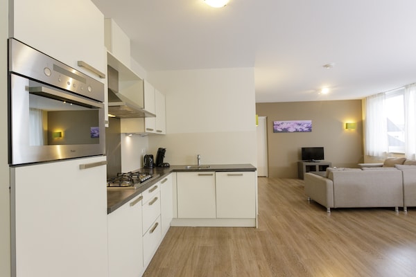 Ruim appartement voor 6 personen in Heimbach - Resort Eifeler Tor 4 - thumbnail 4