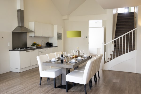 Penthouse-maisonette met privé wellness, sauna en zwembaden aan de Rursee - thumbnail 5