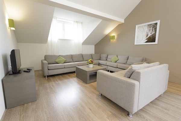 Penthouse voor 10 personen met privé-sauna en jacuzzi in Heimbach, Eifel - thumbnail 3