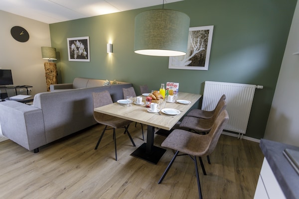 Ruime villa voor 6 personen in Heimbach bij Resort Eifeler Tor - thumbnail 4