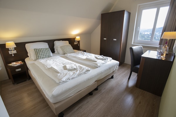 Luxe villa voor 10 personen aan de rand van Nationaal Park Eifel in Heimbach - thumbnail 5