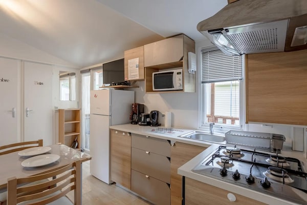 Op 1,5 km van het strand: Comfortabel chalet in Saint Jean de Monts - thumbnail 5