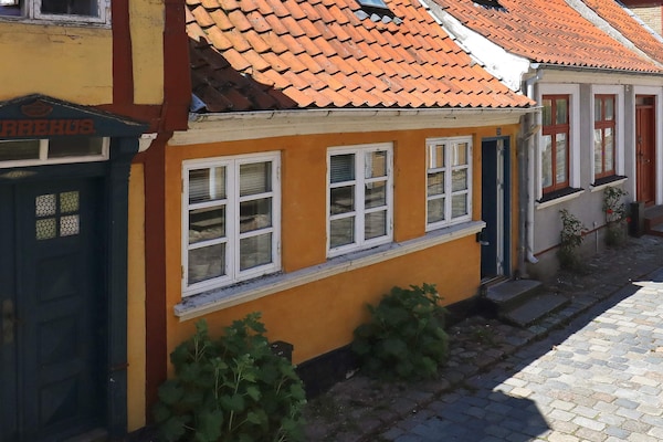 3-persoons vakantiehuis aan zee in historisch Ærøskøbing - thumbnail 1