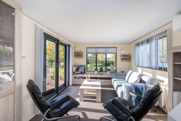 Chalet Sea Rocks: knus vakantiehuis met airco bij Goedereede, 3 km van zee - thumbnail 2