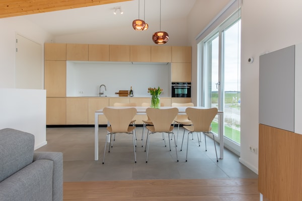 Luxe vrijstaande villa aan Veerse Meer met golf- en bosrijke omgeving - thumbnail 2