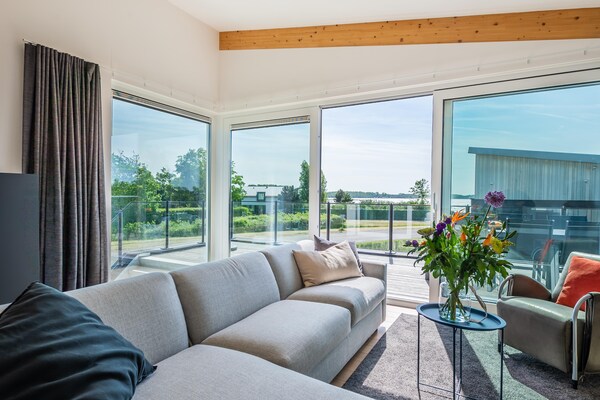 Luxe vrijstaande villa aan Veerse Meer met golf- en bosrijke omgeving - thumbnail 1