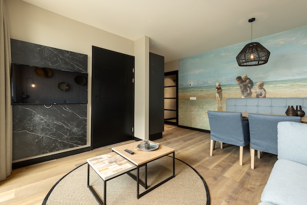 Modern appartement aan de boulevard van Egmond aan Zee - thumbnail 3