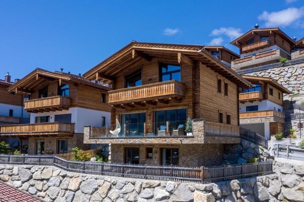 Nationalpark Chalet Goldbergspitze: Luxe chalet aan de piste in Neukirchen - thumbnail 1