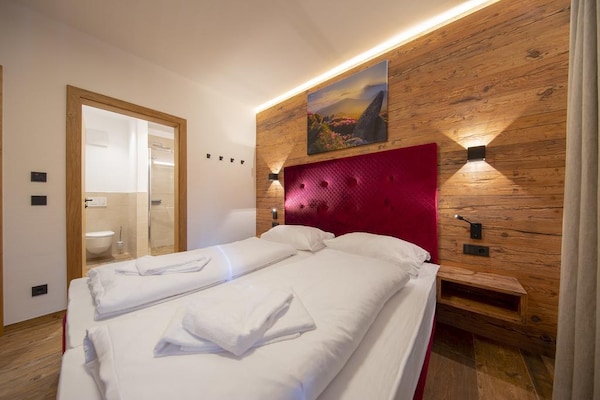 10-persoons luxe chalet aan de piste in Neukirchen - thumbnail 4