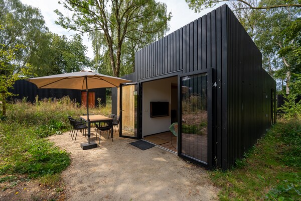 Moderne houten lodge in Resort Gulpen voor 6 personen met tuin - thumbnail 6