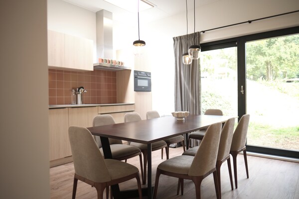 Vrijstaande designlodge in autovrij Resort Gulpen, 4 slaapkamers - thumbnail 4