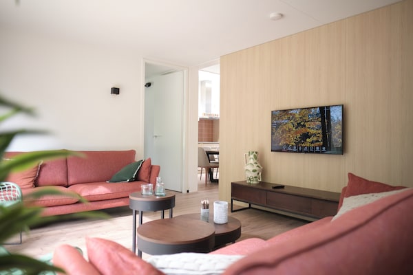 Vrijstaande designlodge in autovrij Resort Gulpen, 4 slaapkamers - thumbnail 1