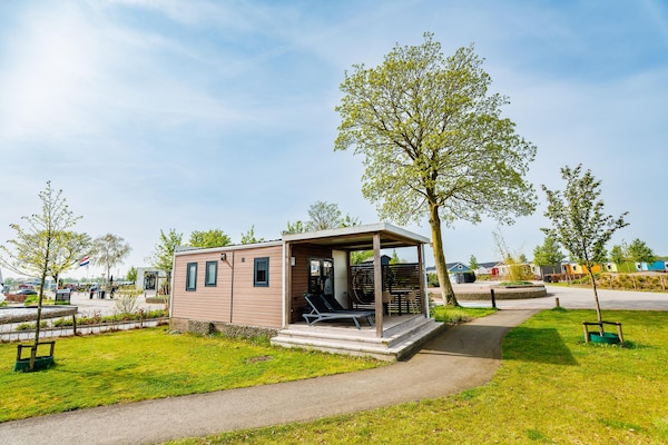 Eilandlodge: luxe toevluchtsoord voor twee in hart van de Betuwe - thumbnail 1