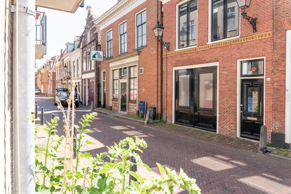 Stijlvol appartement in hartje Leeuwarden voor 9 personen - thumbnail 6