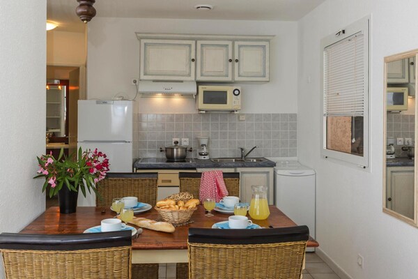 6-persoons bungalow aan zee in Solenzara - thumbnail 4