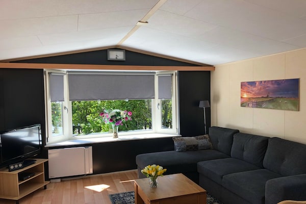 Wiringher Chalet 1: Vrijstaand genieten op de Waddenzeekust - thumbnail 2