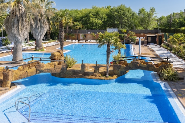 Comfortabel chalet voor 5 personen in Blanes op Camping Solmar - thumbnail 2
