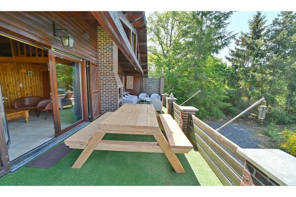 6-persoons chalet met hottub en Ourthe-uitzicht in Beffe - thumbnail 5
