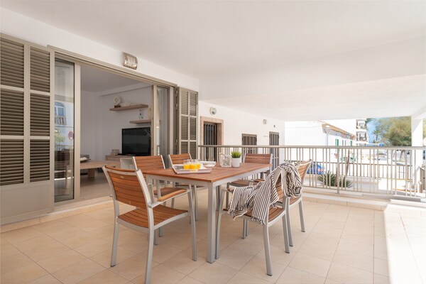 Ca Na Xisca 1: Modern appartement op 200m van strand en centrum Can Picafort - thumbnail 3