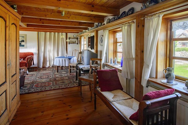 Fries rietgedekt huis nabij Husum met zonneterras - thumbnail 6