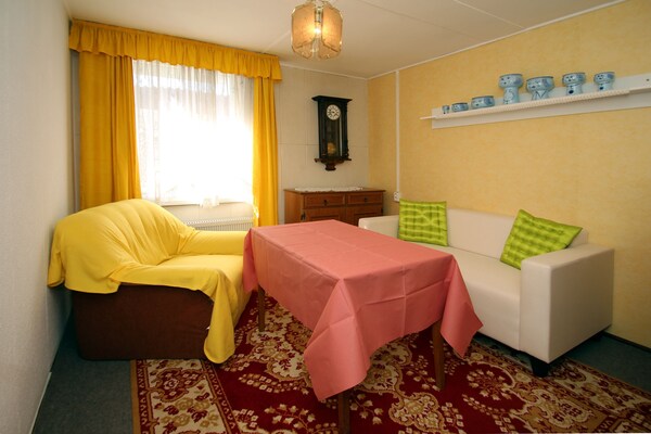Rustieke bungalow in Berlijns groen, vlakbij het meer - thumbnail 4