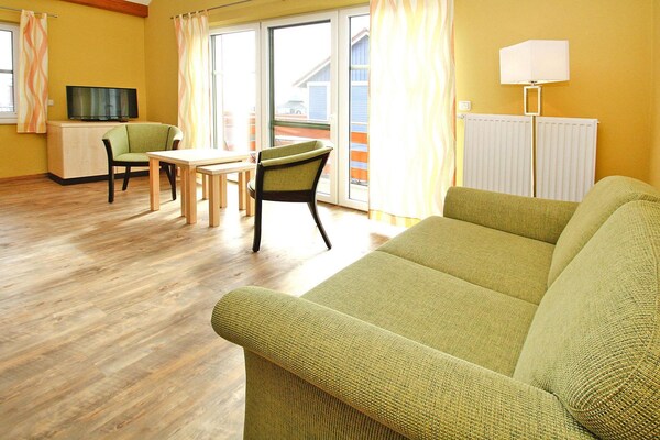 Direct aan het Plauer Meer: 3-kamerappartement voor 6 personen met WiFi - thumbnail 4