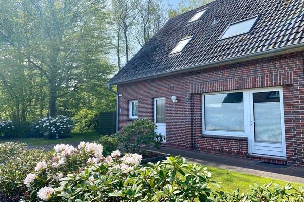 Appartement voor 4 bij strand en lagune in Burhave - thumbnail 1