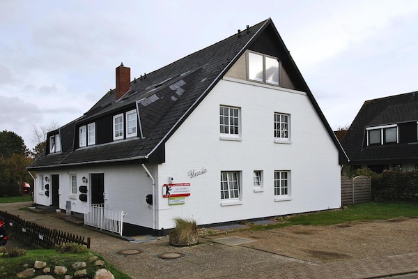 2-persoons appartement in Westerland op 1 km van de zee - thumbnail 5