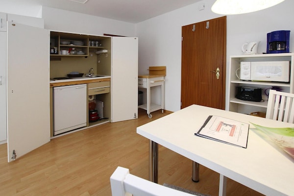 2-persoons appartement in Westerland op 1 km van de zee - thumbnail 3