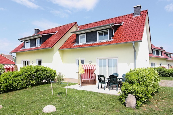 Doppelhaushälfte Kühlungsborn-dhh 1 Straße - Kühlungsborn