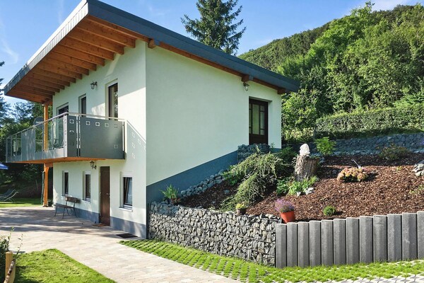 Vrijstaand vakantiehuis met panoramisch uitzicht in de Rhön – 5 personen - thumbnail 1
