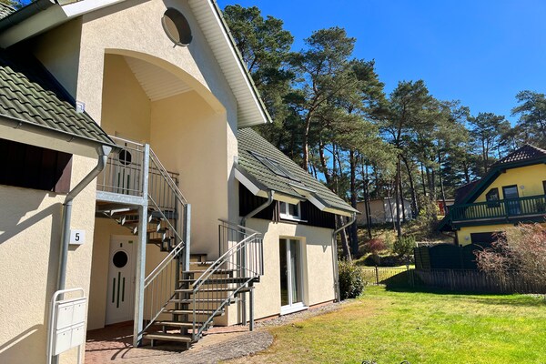 Modern appartement op 300 meter van strand Trassenheide met terras - thumbnail 3