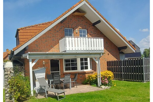 Gelijkvloers comfortappartement op 300 meter van het strand in Friedrichskoog - thumbnail 1