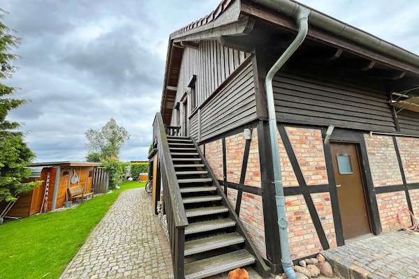 Op 1,0 km van het meer: Ruim appartement in Lütow voor 7 personen - thumbnail 2