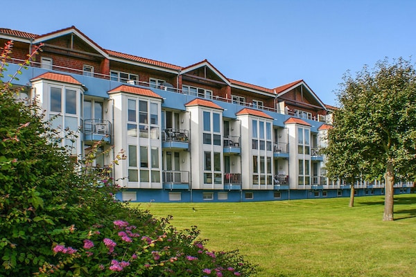 Op 1,0 km van zee: Comfortabel appartement in Cuxhaven - thumbnail 2
