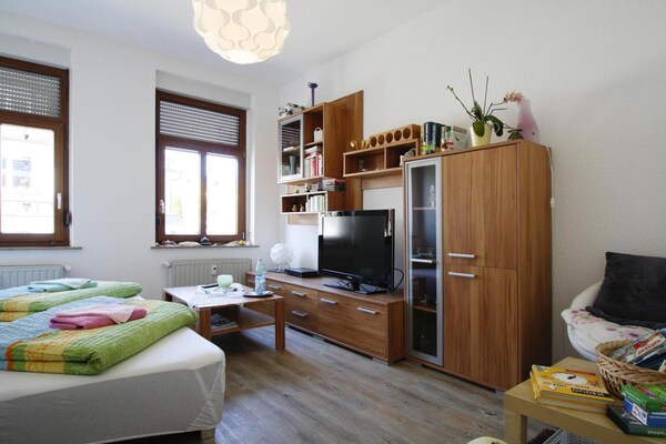Knus appartement op de bovenverdieping met uitzicht op de tuin in Ellefeld - thumbnail 6